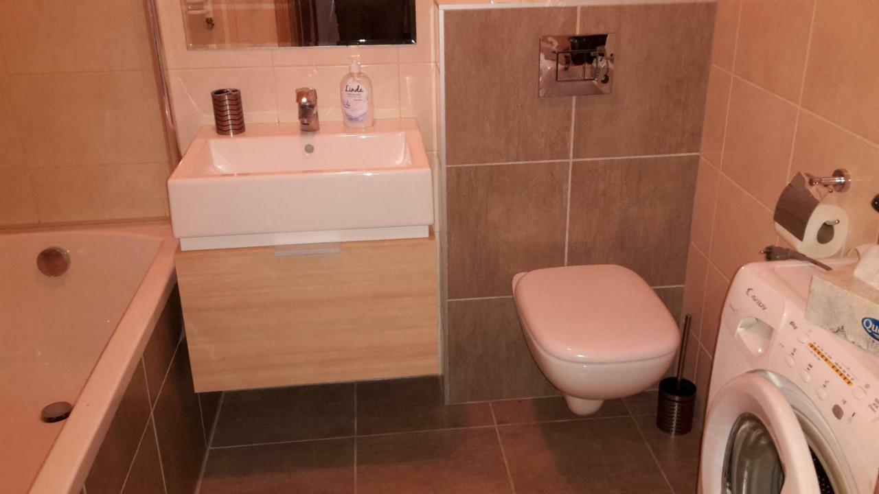 Apartament Jelenia Gora - Cieplice Εξωτερικό φωτογραφία